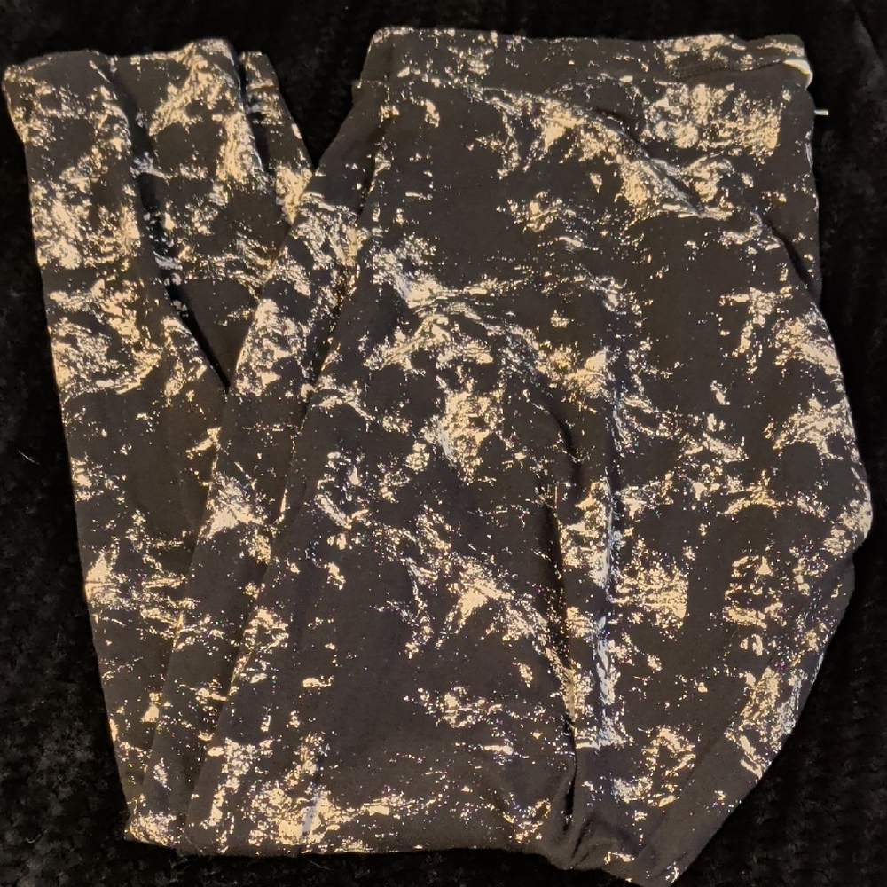 H&M Black and Cream Patterned Leggings